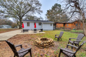 Family-Friendly Home in Jackson about 3 Mi to Stadium